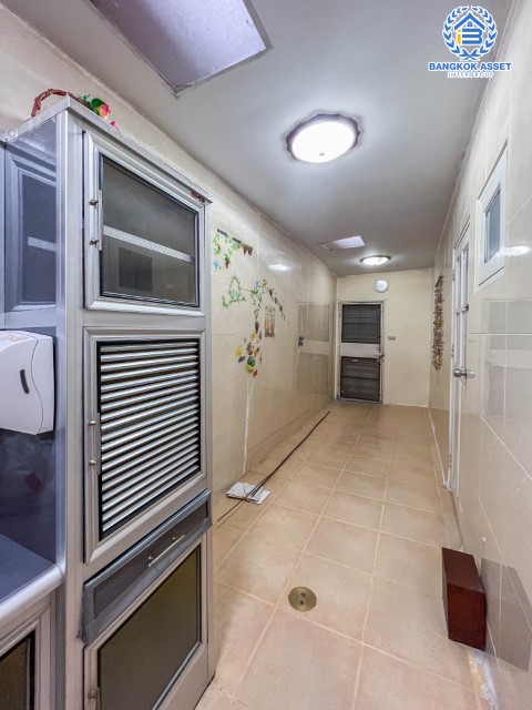 *****บ้านแฝดมือสองย่านนนทบุรี ม.บุรีรมย์ วงแหวนฯ-ปิ่นเกล้า (ซ.วัดพระเงิน) เนื้อที่ 37.1 ตร.ว. ฟังก์ชัน 3 ห้องนอน 2 ห้องน้ำ 1 ที่จอดรถ แถมฟรี! 2 เครื่องปรับอากาศ, 2 เครื่องทำน้ำอุ่น บนทำเลดี ใกล้เซ็นทรัลเวสต์เกต รถไฟฟ้าสายสีม่วง "สถานีตลาดบางใหญ่" และทางด่วน "ศรีรัช"